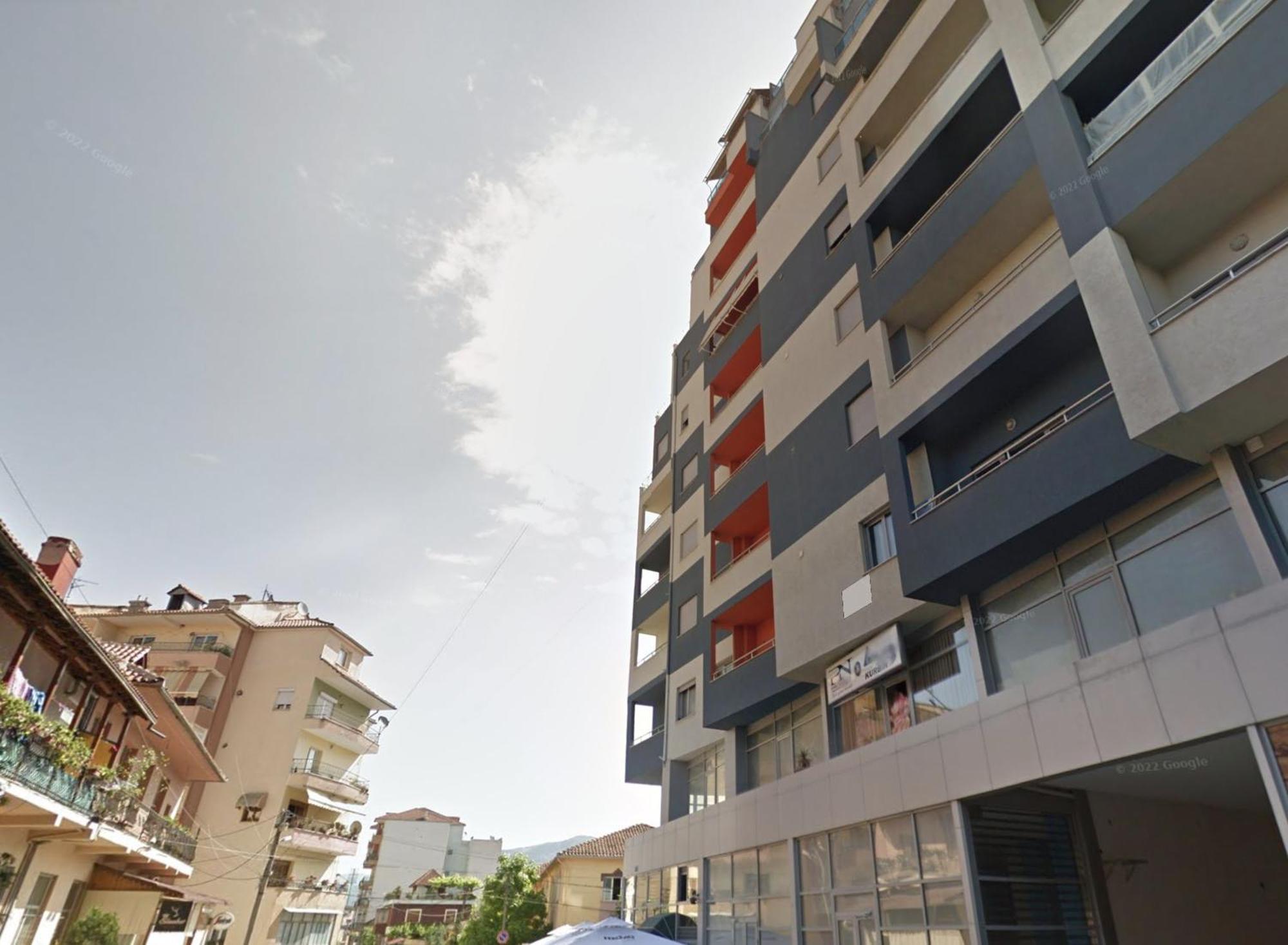 Cozy Elegance Above Korca Apartment Exterior foto